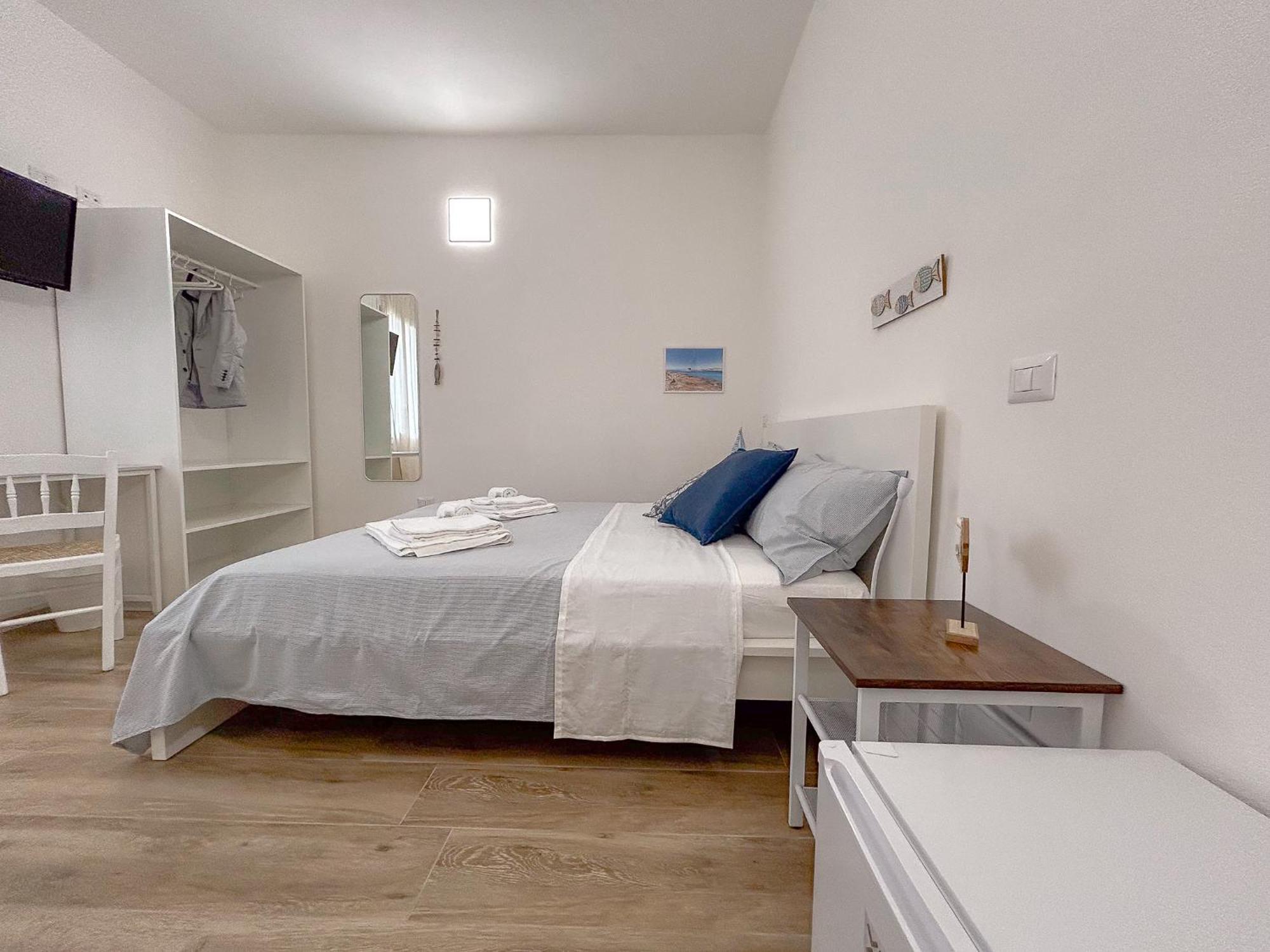 La Marina - Rooms In Stintino Exteriér fotografie