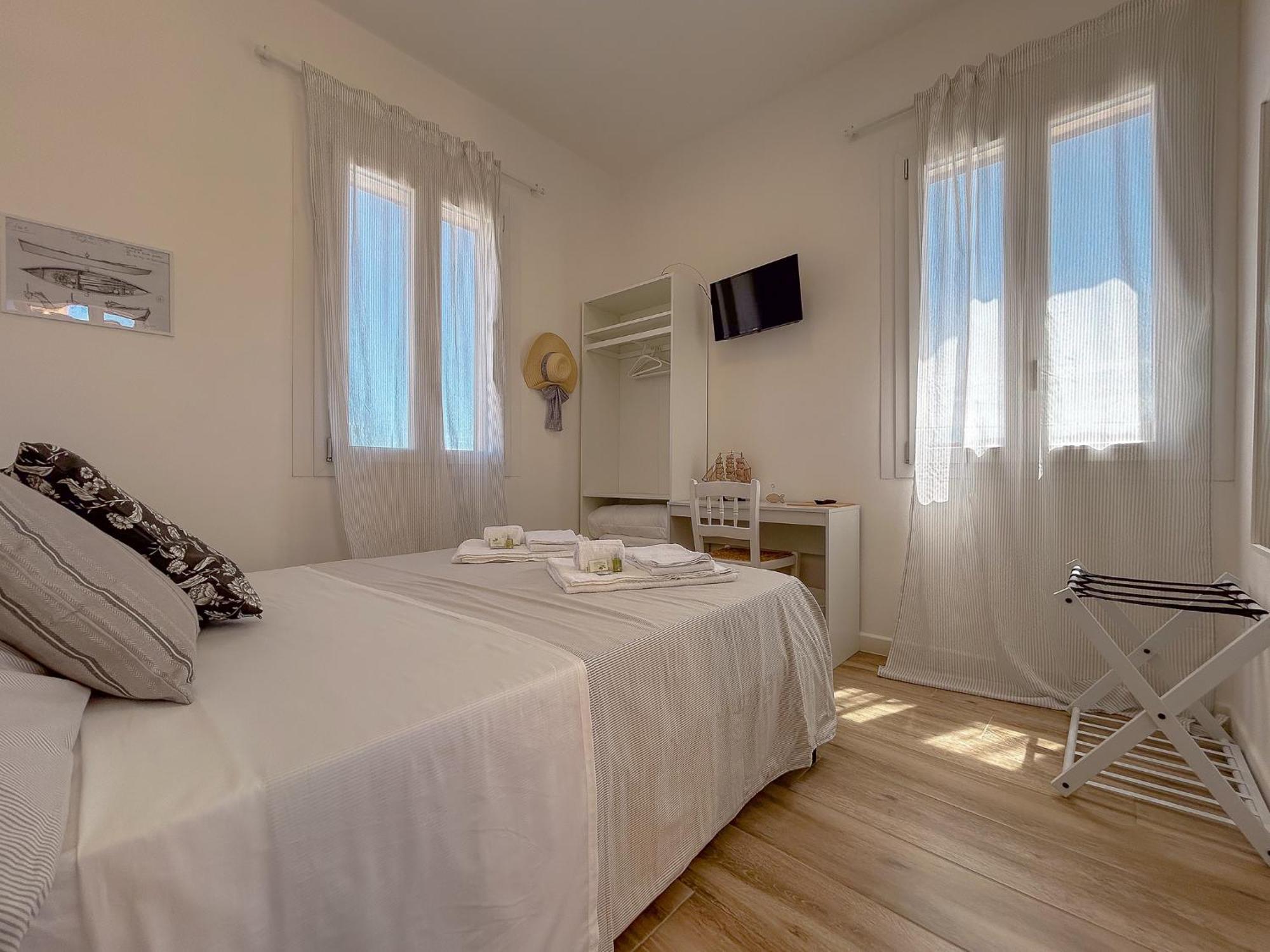 La Marina - Rooms In Stintino Exteriér fotografie