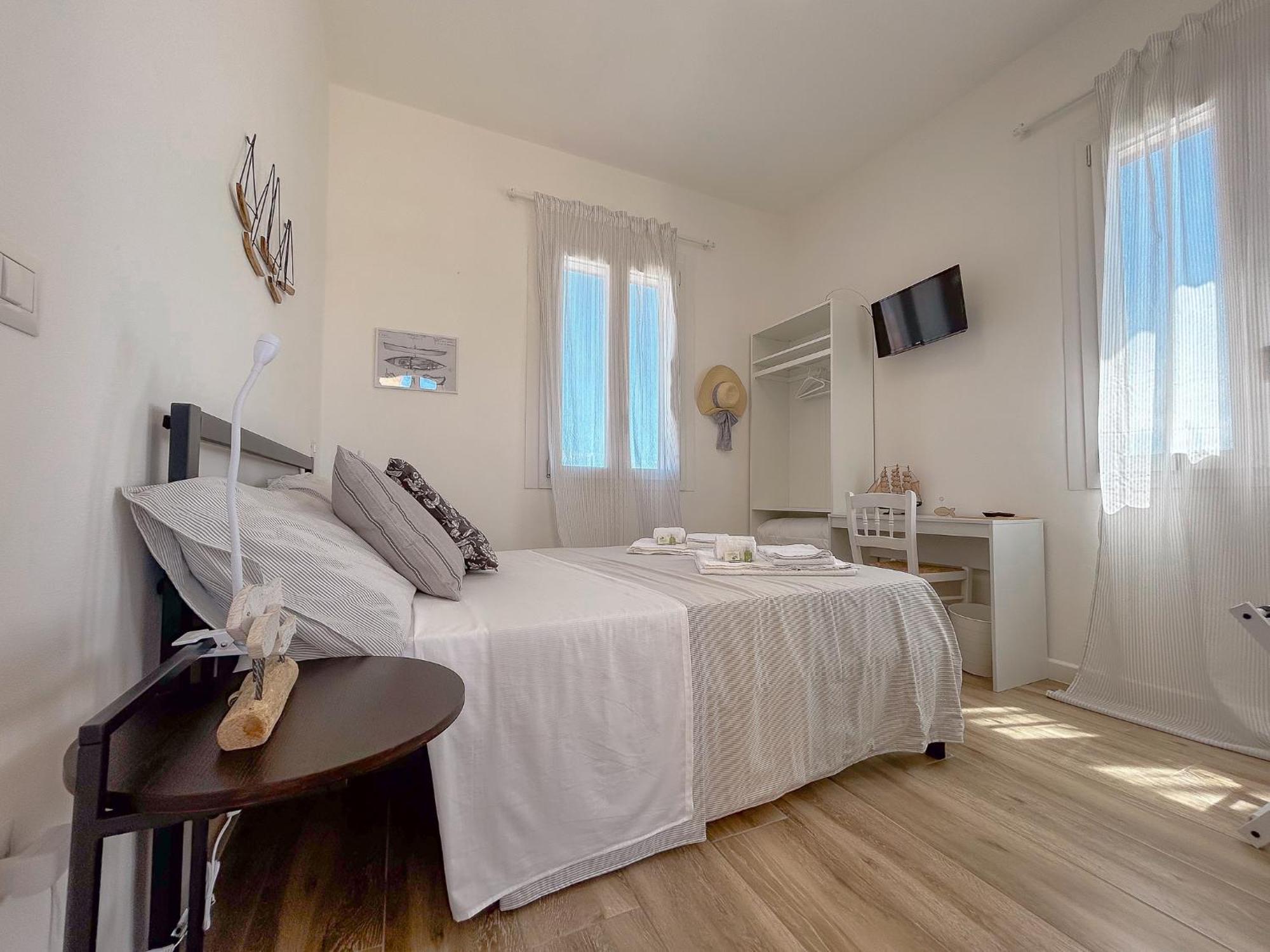 La Marina - Rooms In Stintino Exteriér fotografie