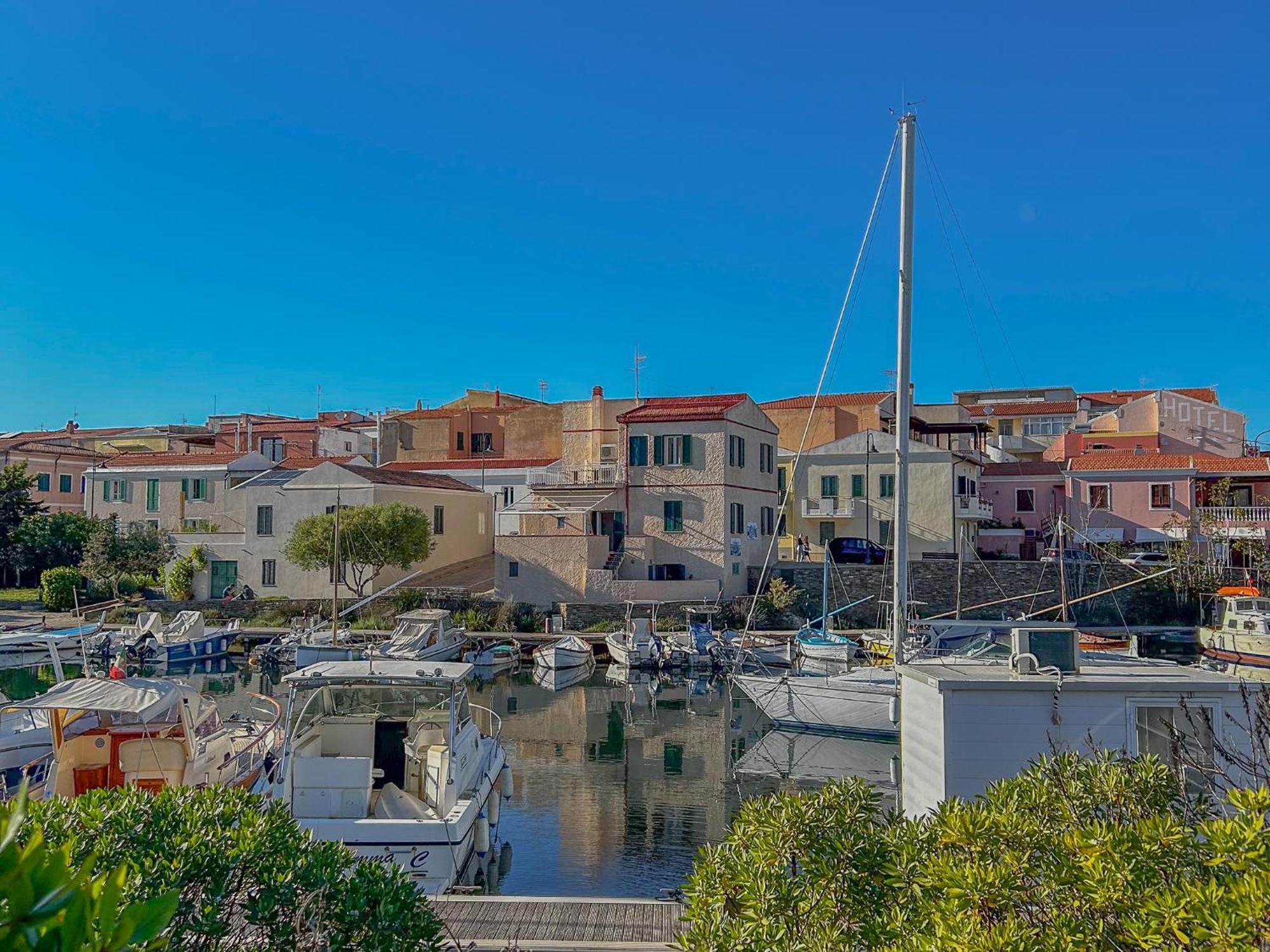 La Marina - Rooms In Stintino Exteriér fotografie